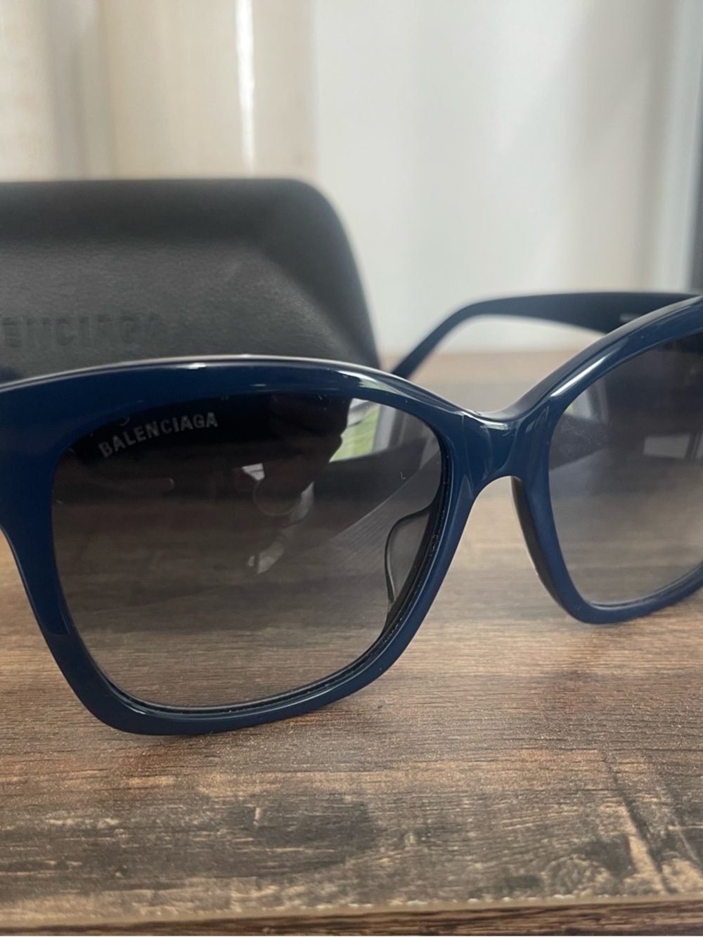 Balenciaga Sunglasses - Model BB0102SA-001 in Navy - BRAND NEW 💙 - Picture 2 of 11